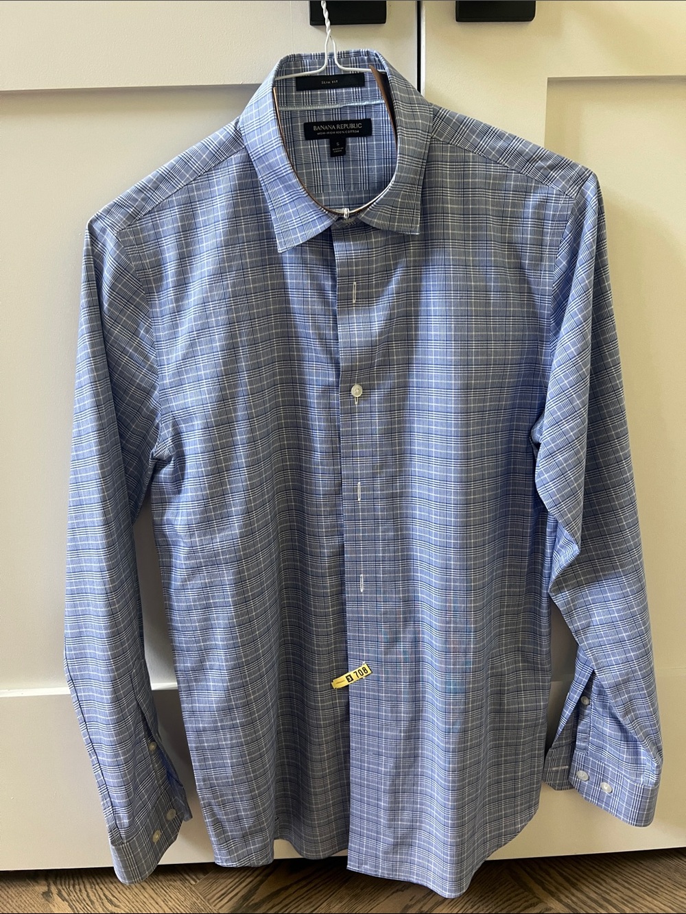 Banana Republic Men's Blue Plaid Dress Shirt-Slim Fit